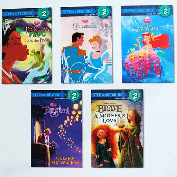 Disney Princess- Step into Reading- 5 Enchanting Tales in 1 Book! - Picture 2 of 2